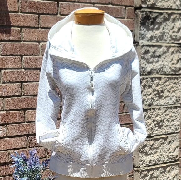 Mondetta white chevron workout jacket - Picture 1 of 5